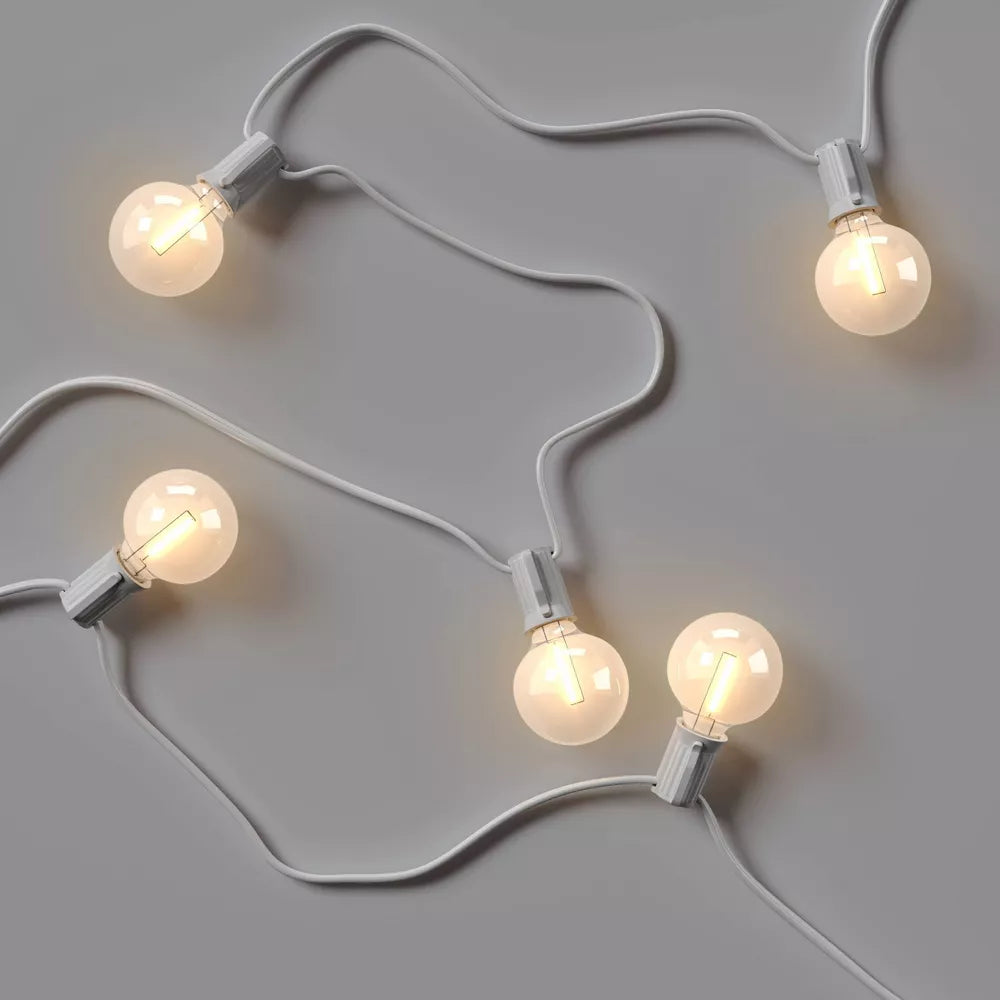 Șir de lumini glob LED pentru interior și exterior, cu 20 de becuri transparente